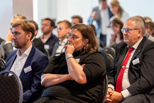 Gespannte Zuhörer bei der EnergiemanagerkonferenzQuelle: E&M / Angela Regenbrecht